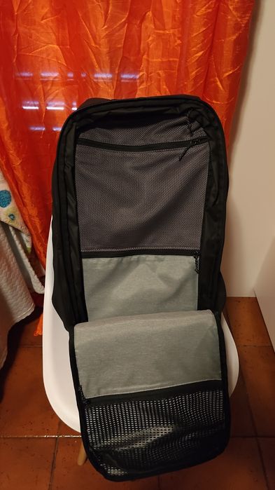 Mochila Peak Design Travel Backpack 45