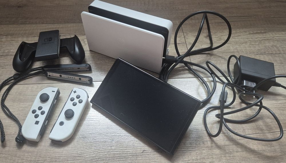 Nintendo Switch Oled 64 GB