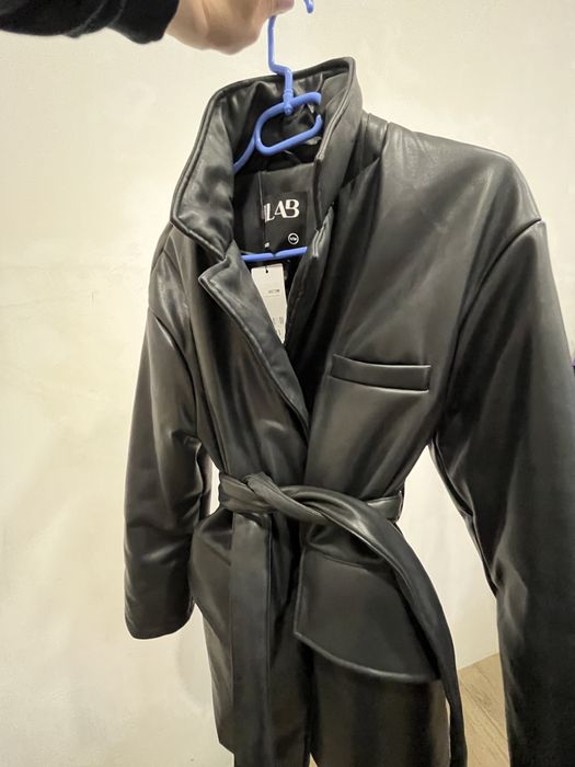 Плащ женский утепленный