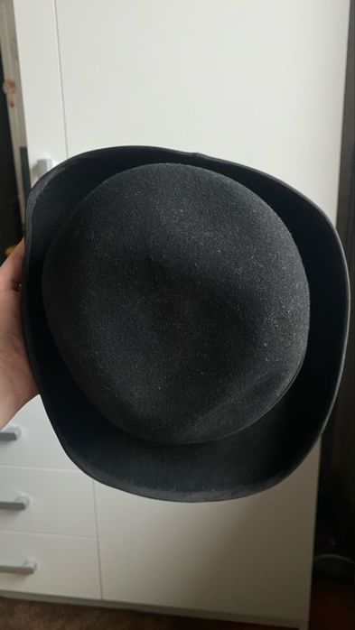 Женская шляпа из качественного фетра