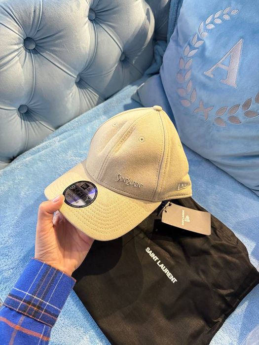 Кепка Saint Laurent нова