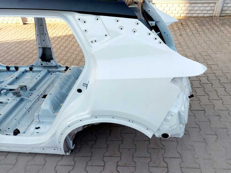 Четверть Renault Megane E-Tech крило кузов разборка