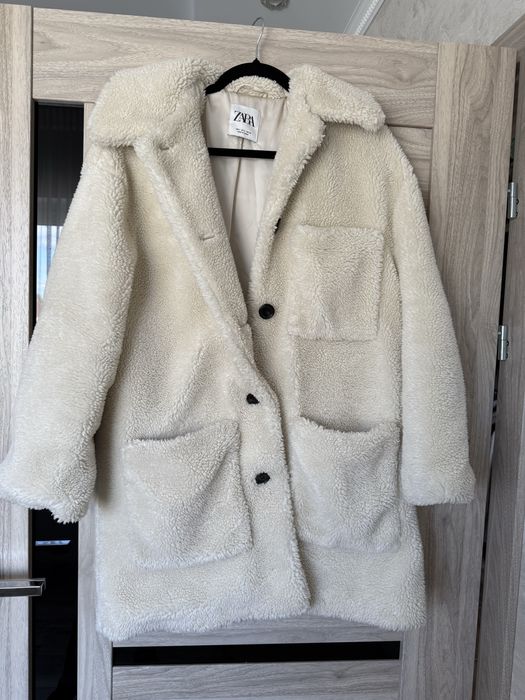 Пальто, Тедді Zara розмір s-m