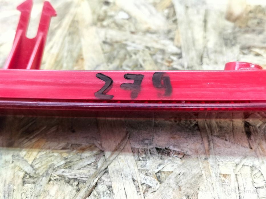 Kia ProCeed GT III 2018- Отражатель катафот заднего бампера левый