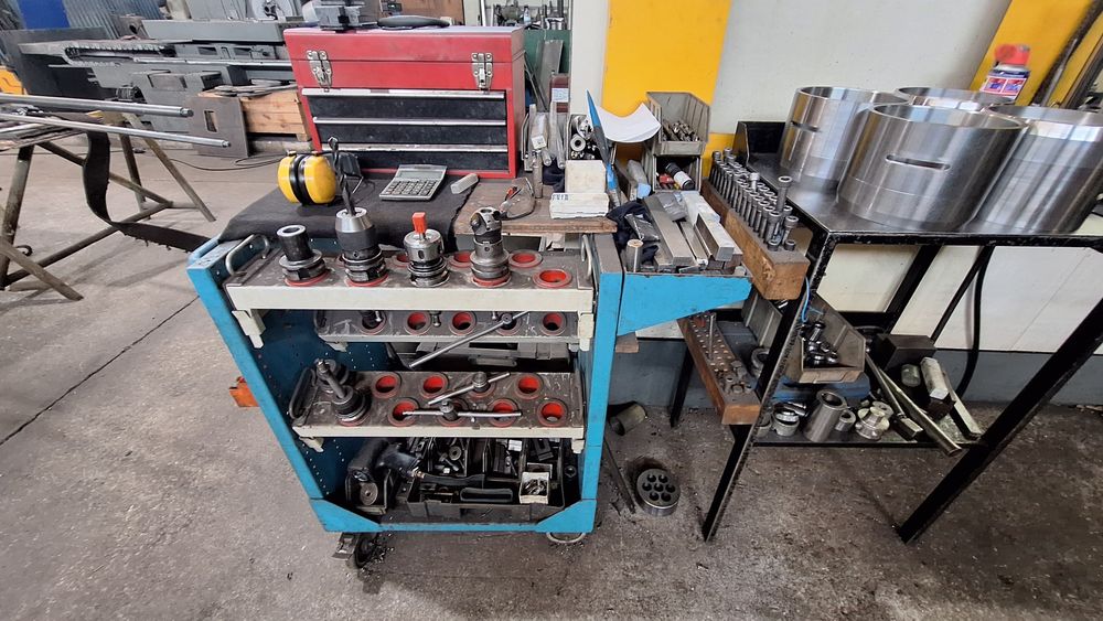 Centro de Maquinação Vertical (VMC) Hartford F1 Series LG-1000