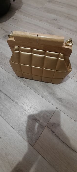 Złota, elegancka torebka damska, nowa