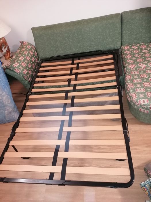 Sofá de canto com Chaise longue movível, com cama - almofadas incluída