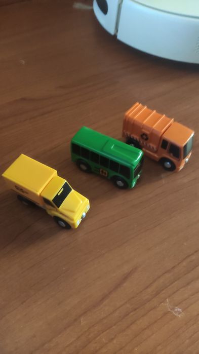 Pista de madeira Ikea