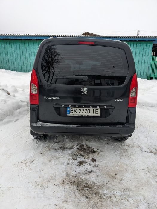 Продам Peugeot Partner 2012рік 1,6 е- HDi.