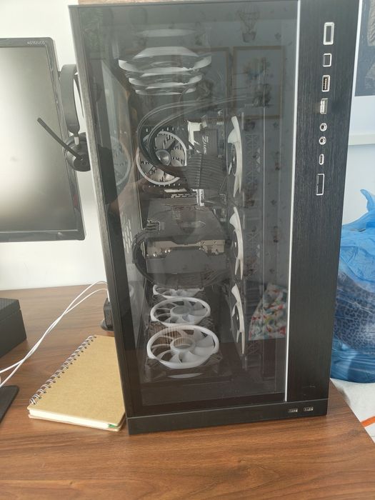 Obudowa Lian Li O11 Dynamic XL rog edition