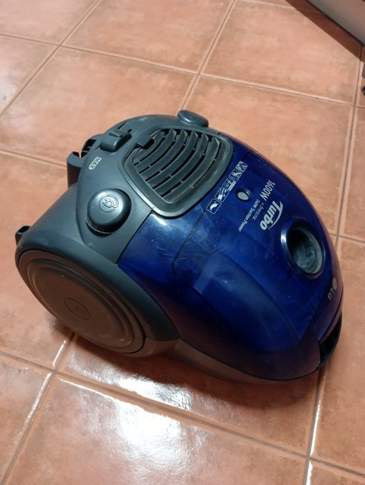 Aspirador LG modelo V-CP973STQC