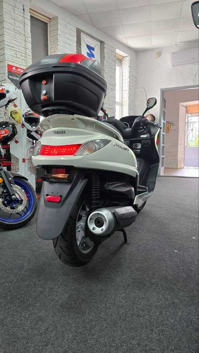 Максі-Скутер Yamaha GRAND Majesty 250 SG15J