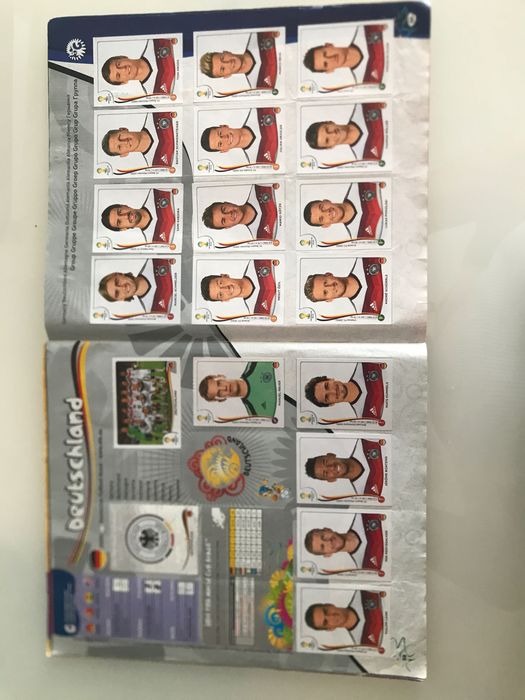 Cadernetas completas 2010 e 2014 PANINI