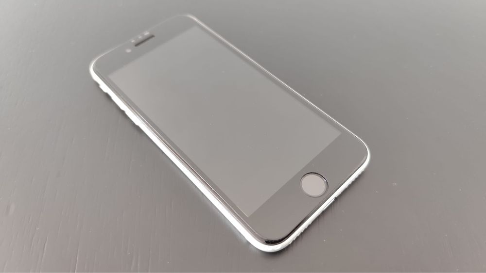 iPhone SE 2020 Branco 64GB