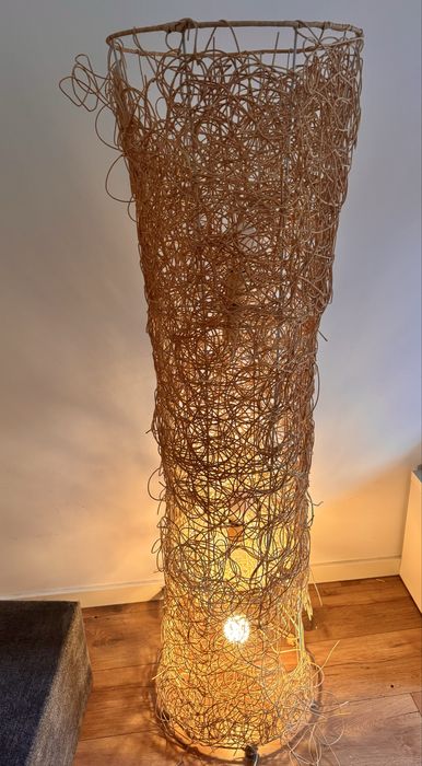 Oryginalna lampa z opleceniem – do odnowienia lub DIY!