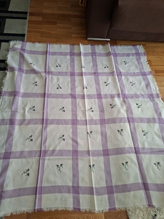 Toalha bordada + 6 guardanapos