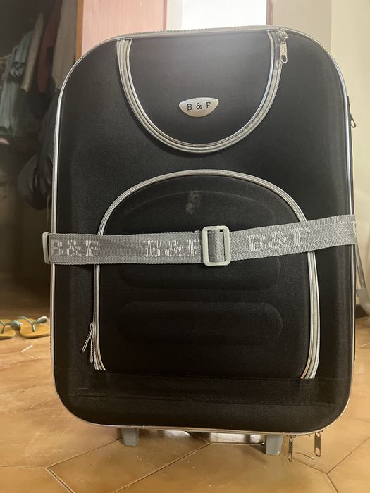 Mala de viagem 50cm por 37cm