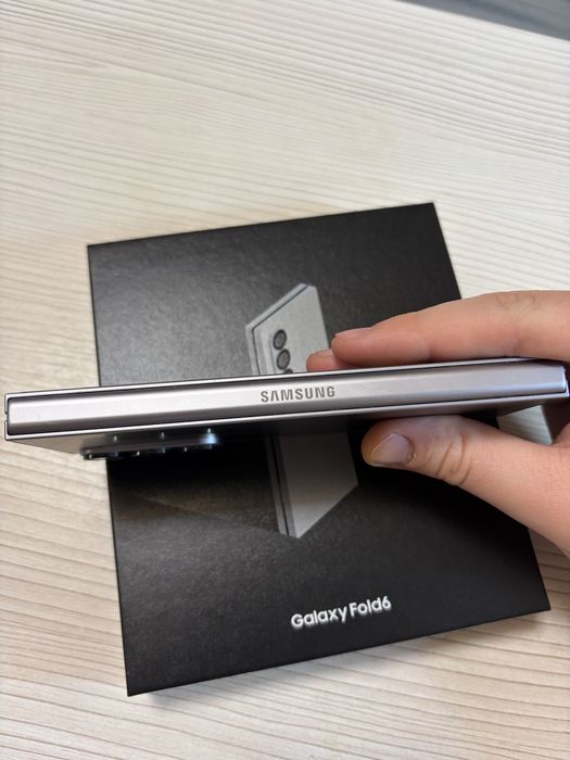 Samsung galaxy Z Fold 6