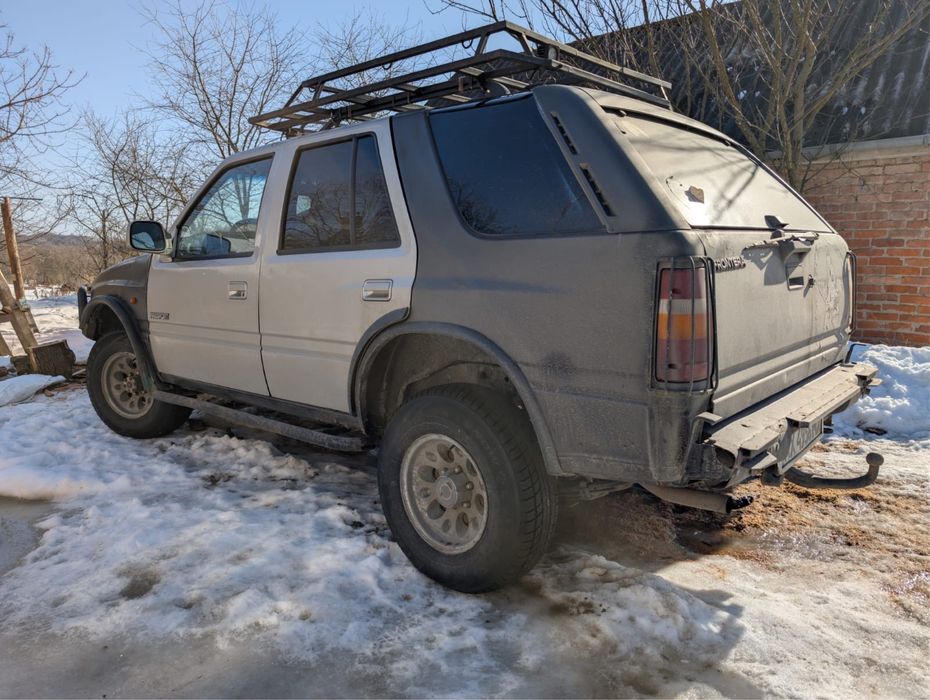 Opel Frontera A 2.4i