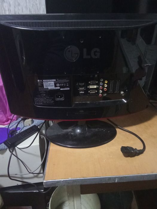 Продам телевізор - мотитор LG