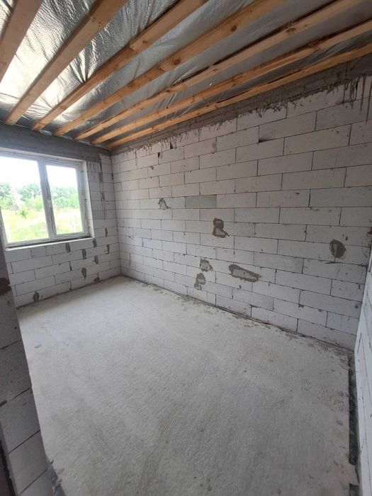 Продам одноповерховий будинок 90м2 на ділянці 5 соток. Тарасівка