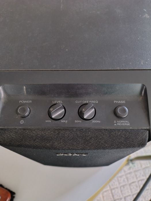 Subwoofer Sony modelo SA-W305 amplificador