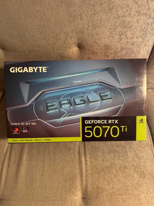 Gigabyte Karta graficzna GeForce RTX 5070 Ti WINDFORCE OC SFF 16G