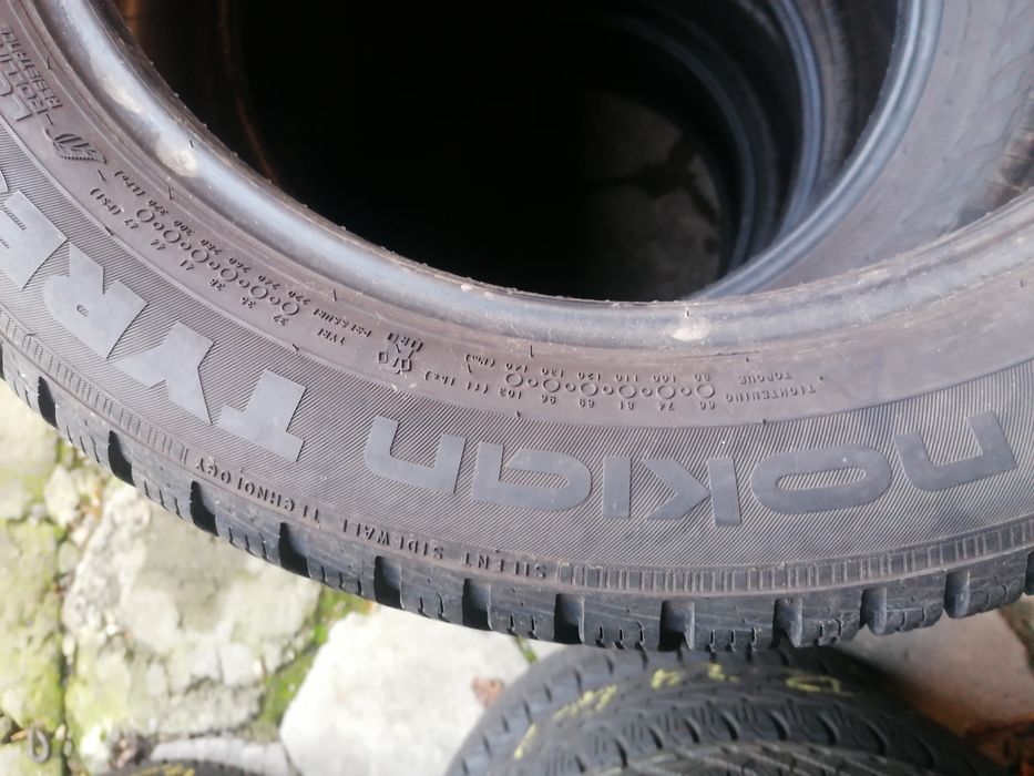 215/55/17 Nokian 2024 rok zimowe