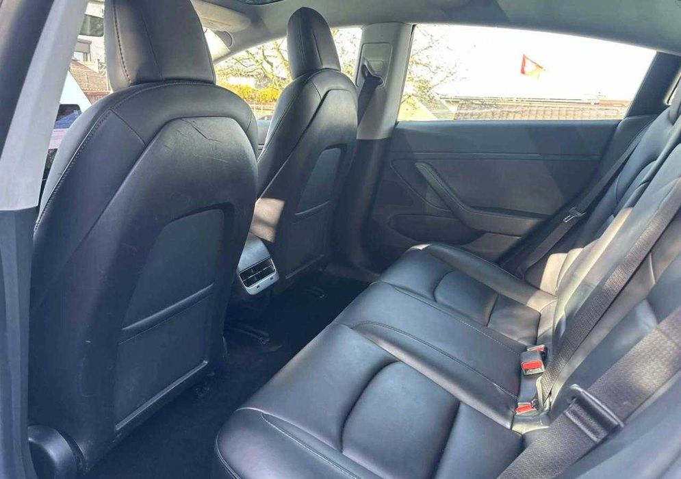 Tesla 2019р Long Range Dual Motor