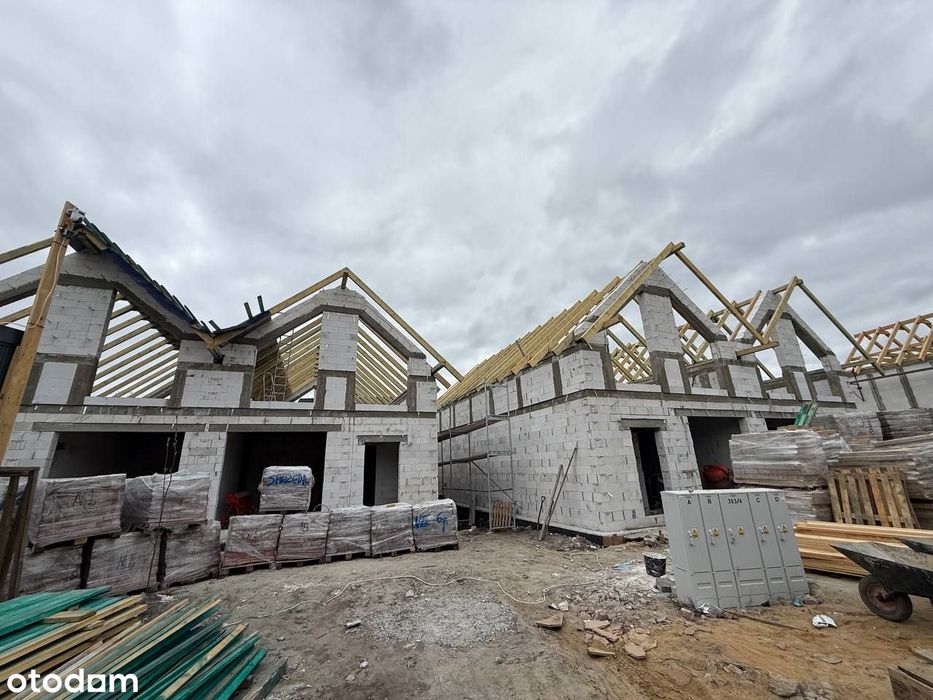 Bliźniak 112 m2, ogródek 91 m2 - Bawarski styl