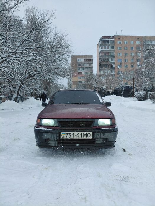 Продам опель вектра а 90рік