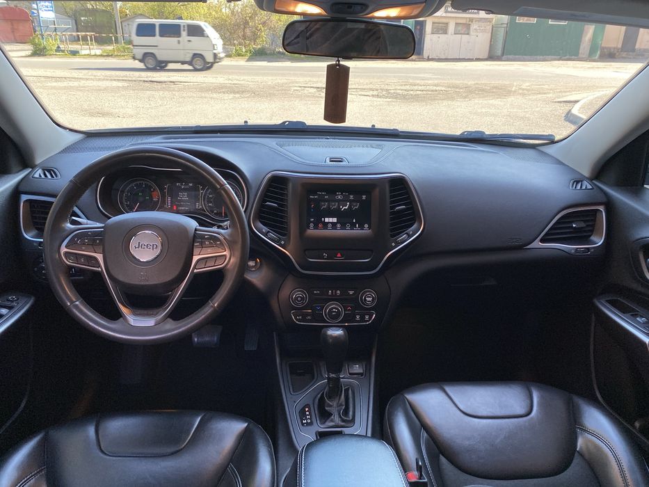 Jeep Cherokee Latitude plus