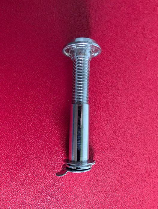 Wizjer drzwiowy z tylną przesłoną, judasz 13mm