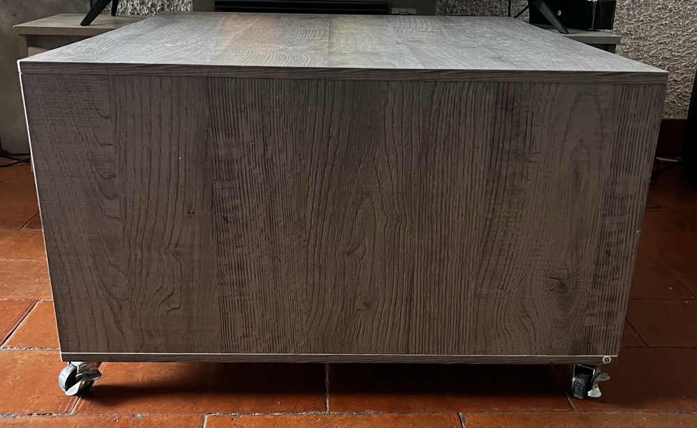 Mesa de Centro com Rodas