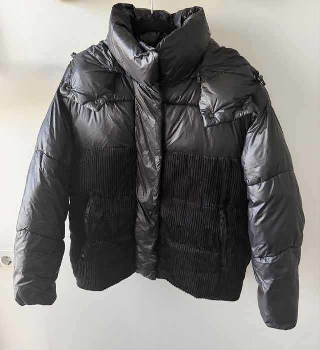 Пуховик зі вставкою Massimo Dutti М чорний
