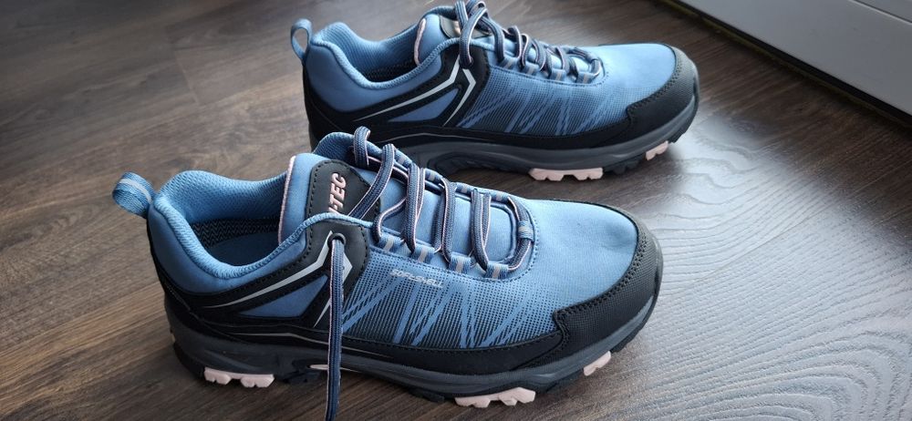 NOWE Buty Hi-tec softshel