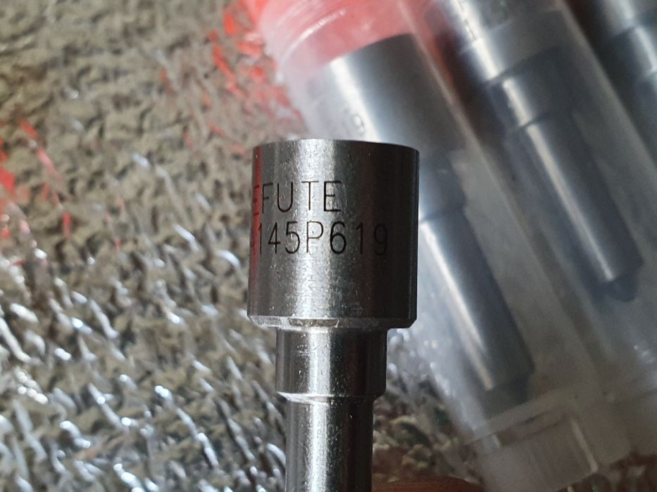 Форсунки DSLA 145 P619 розпилювачі