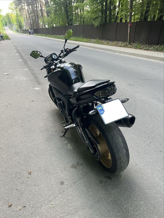 Yamaha Fz8.