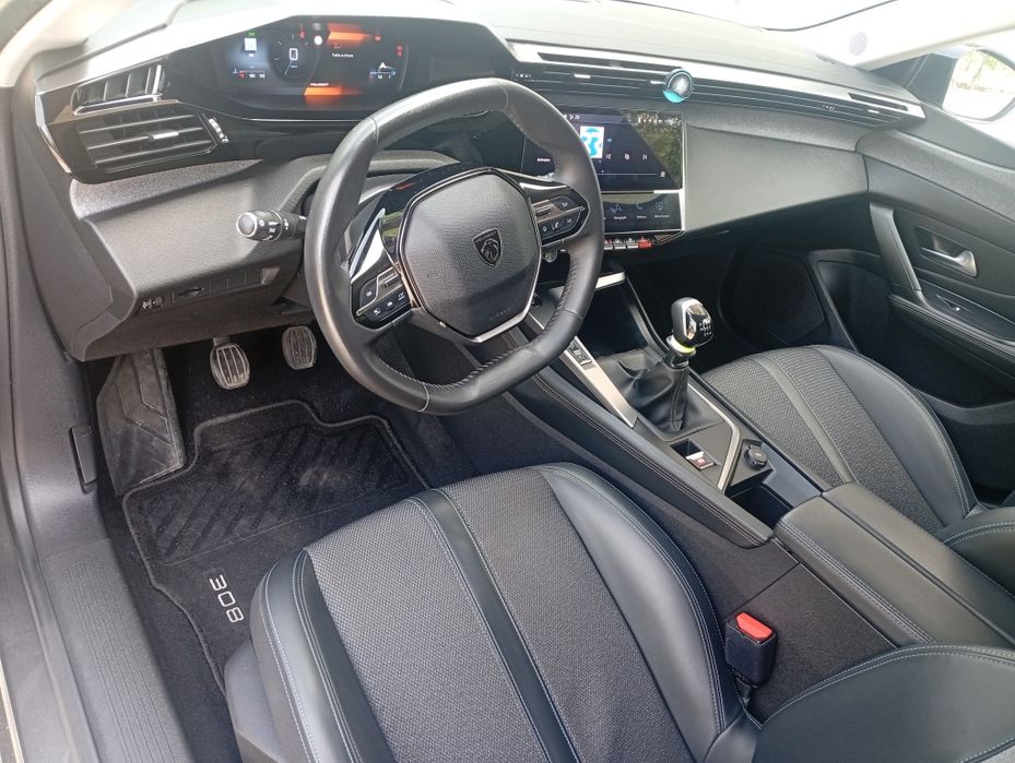 Carrinha Peugeot 308 SW Allure pack em ótimo estado