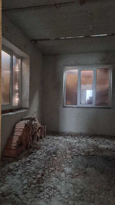 Продається просторий приватний будинок в Івано-Франківську