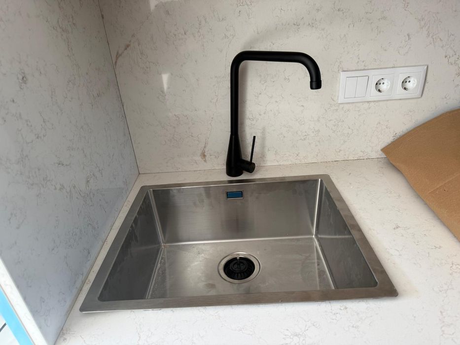 Lava loiça Roca Praga inox