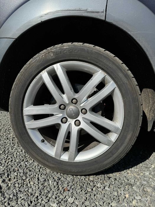 Диски з гумою колеса R20 5x130 9J ET60 Audi Q7 Touareg Cayenne
