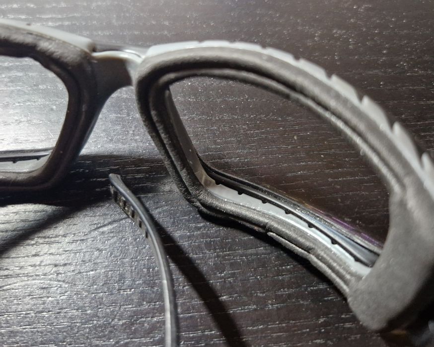 oculos de protecção novos sem uso/fabrico em França 
Marcas Françes