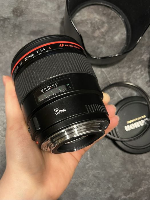 Продам об’єктив Canon EF 35mm f1.4