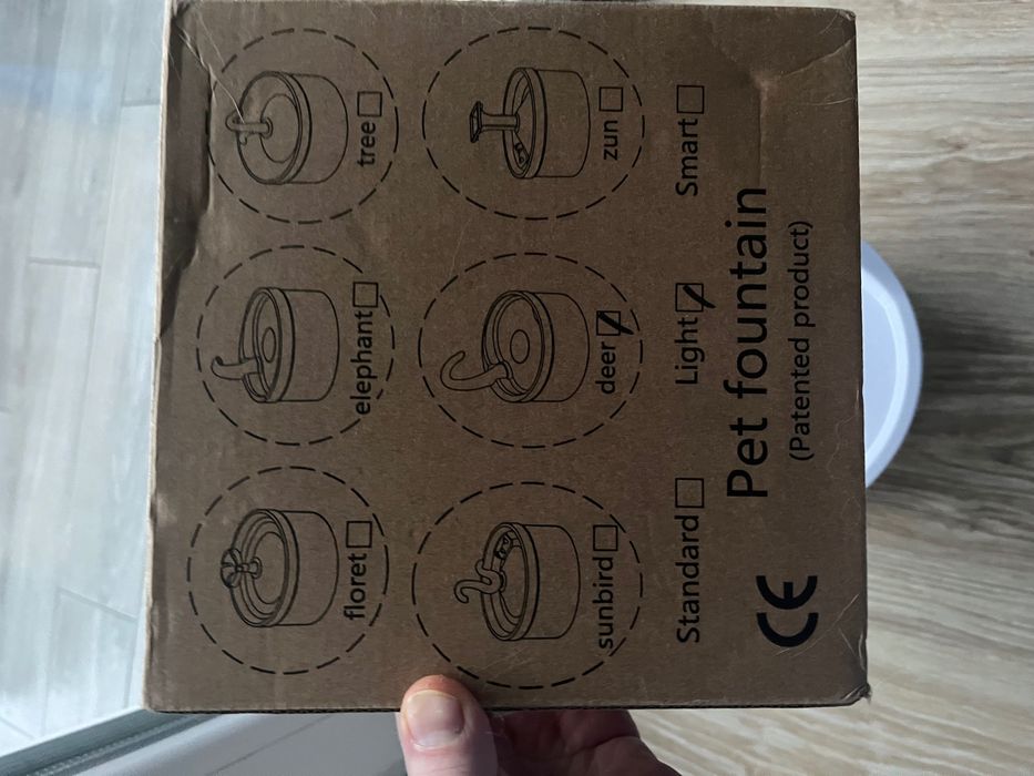 Котячий фонтан, поїлка для котів