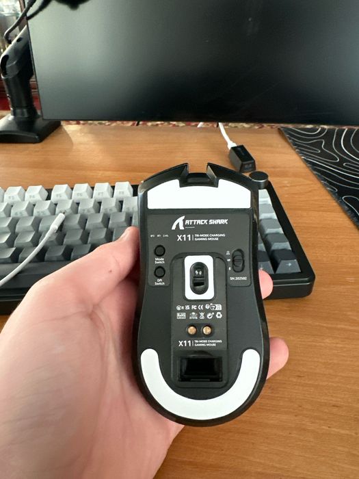 Миша атак шарк х11 чорна