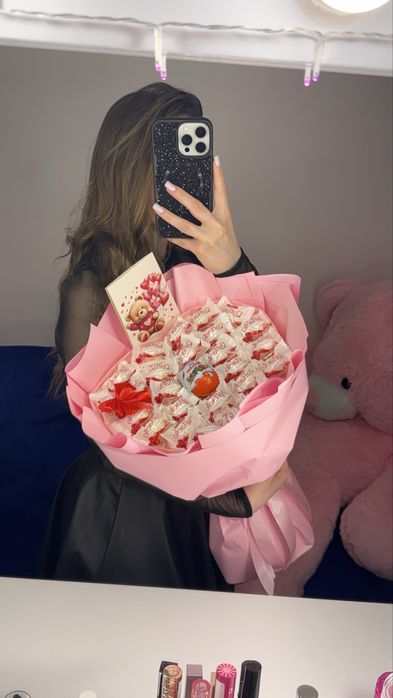 Букет з цукерок Raffaello