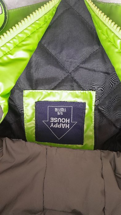 Курточка демісезонна водонепроникна розмір 116-122