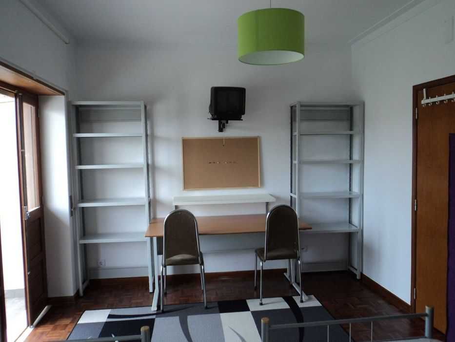 Quarto , ISEC, Coimbra Shopping