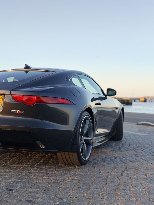 Jaguar F-Type V6S AWD